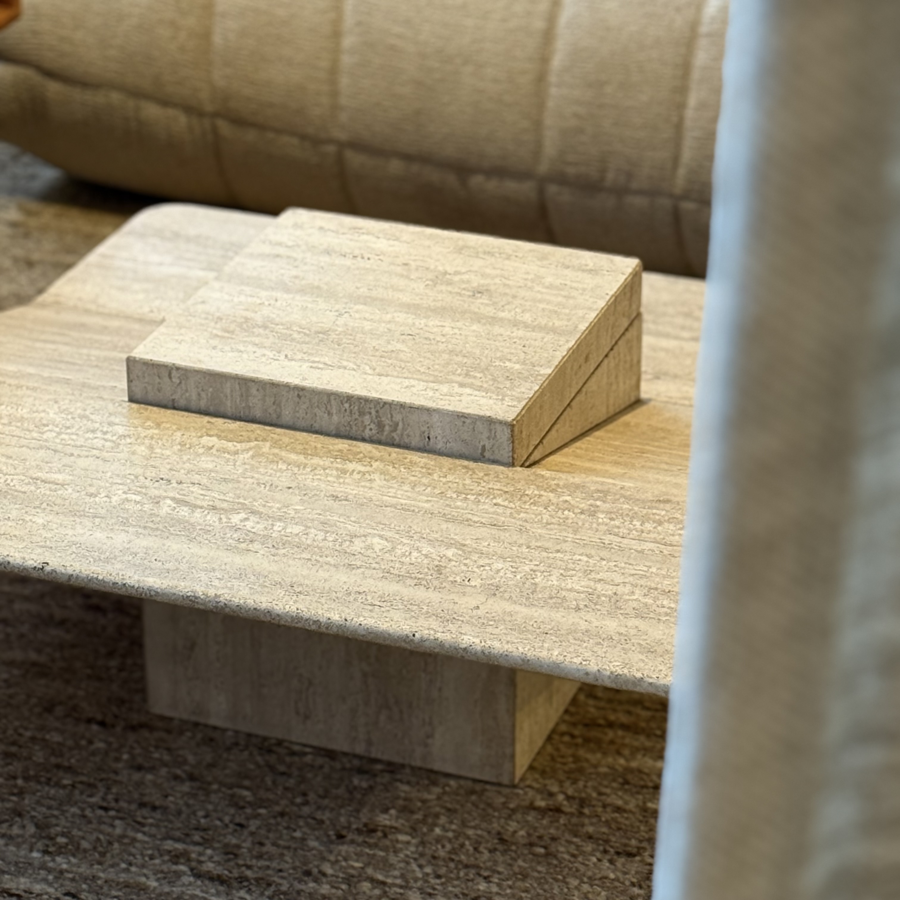 Table basse travertin - Pièce Unique 4