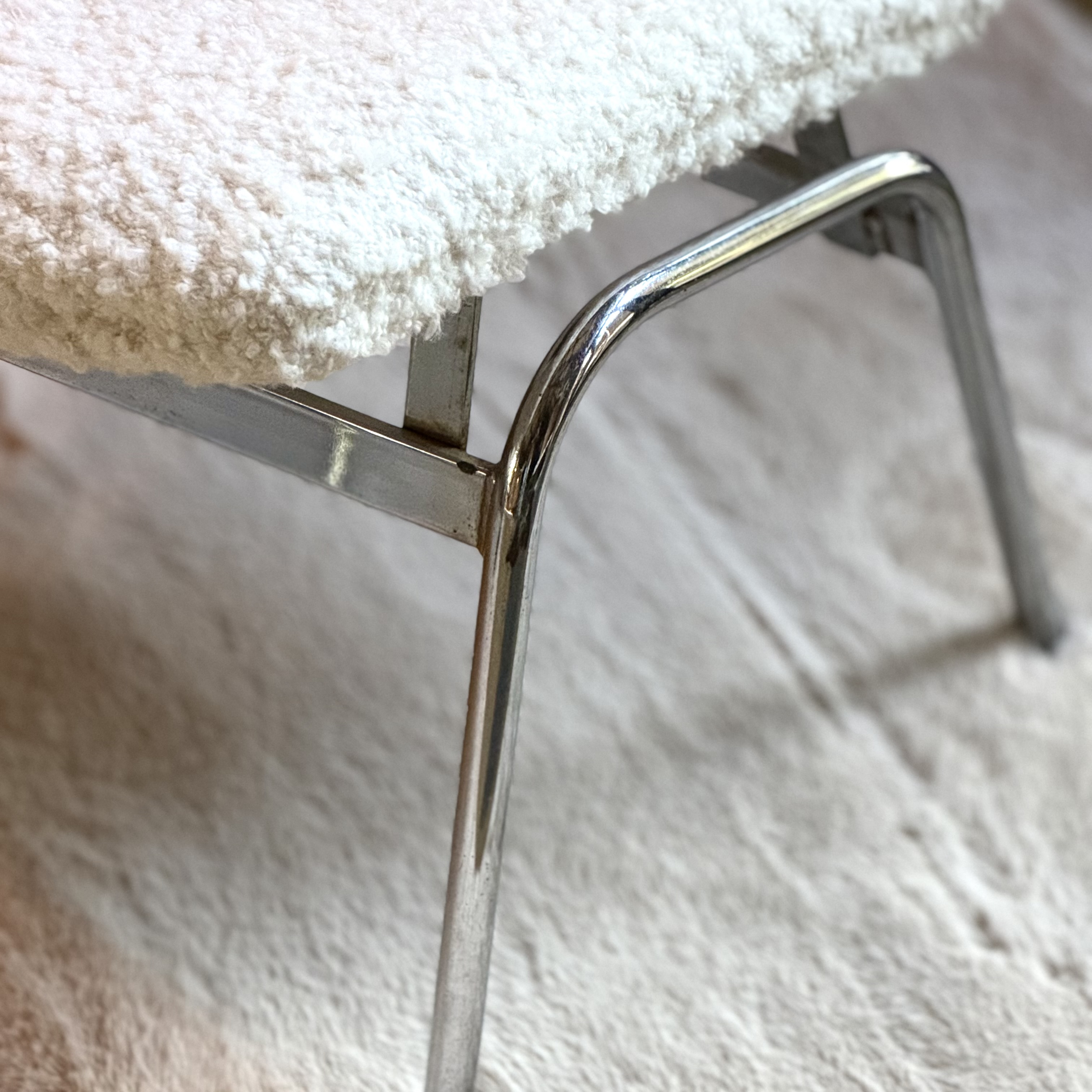 Paire de fauteuils chromé - Pièce Unique 4
