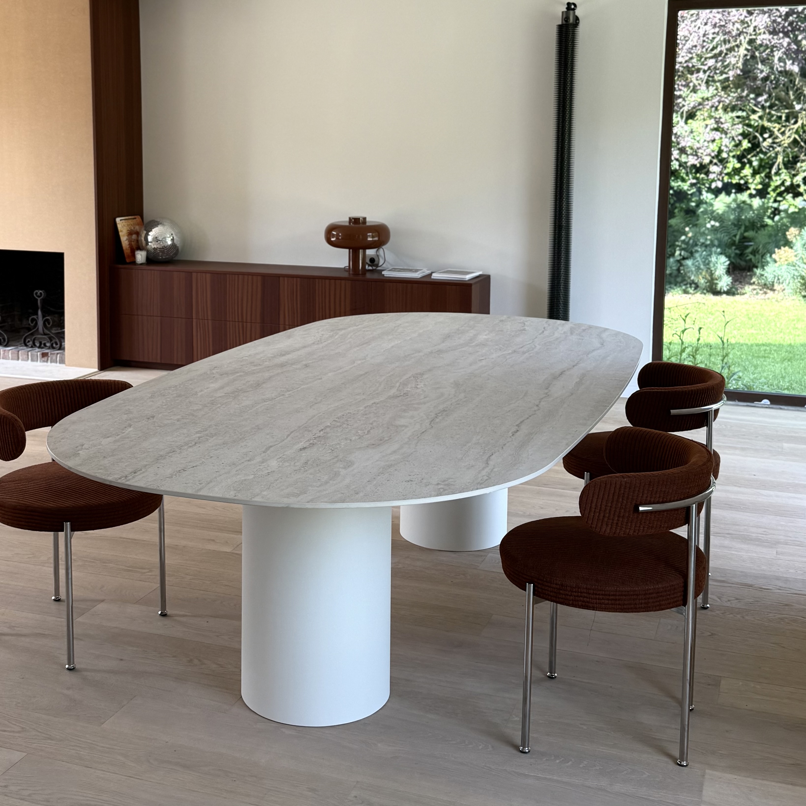 Table salle à manger ovale céramique 5