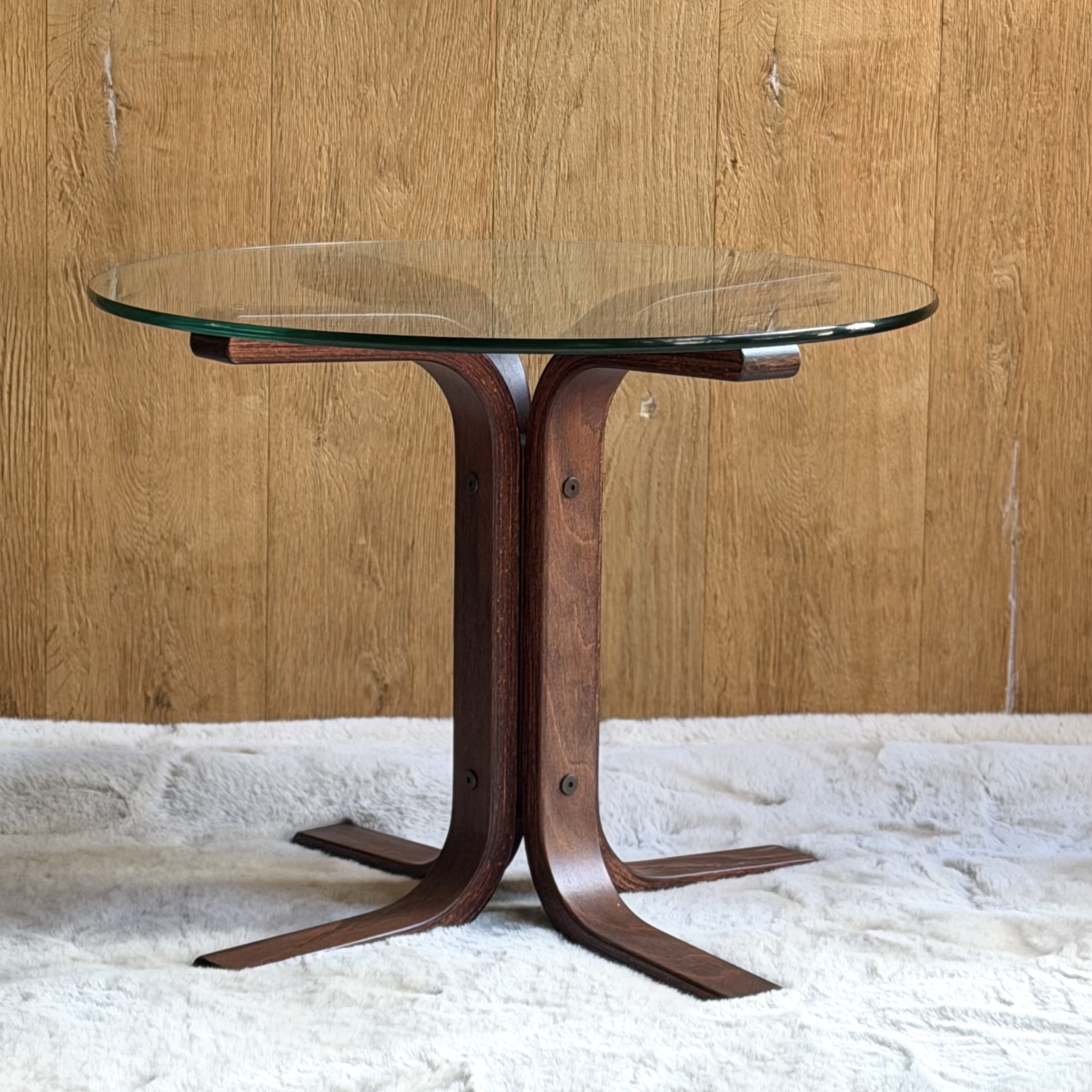 Table ronde d'appoint bois foncé - Pièce Unique...