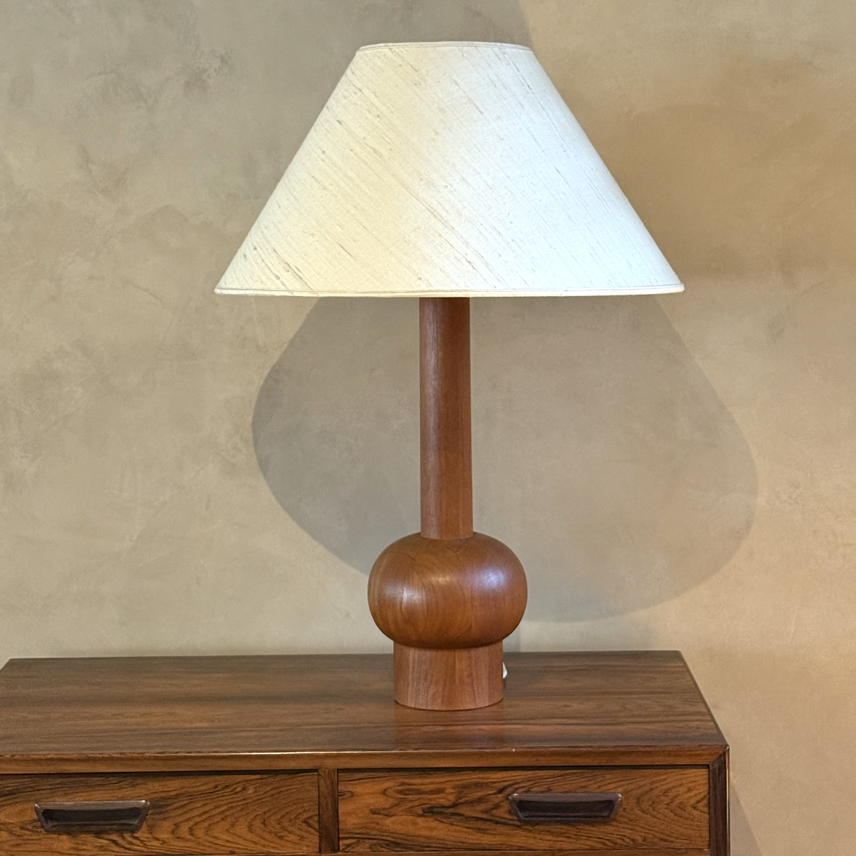 Lampe bois - Pièce Unique 1