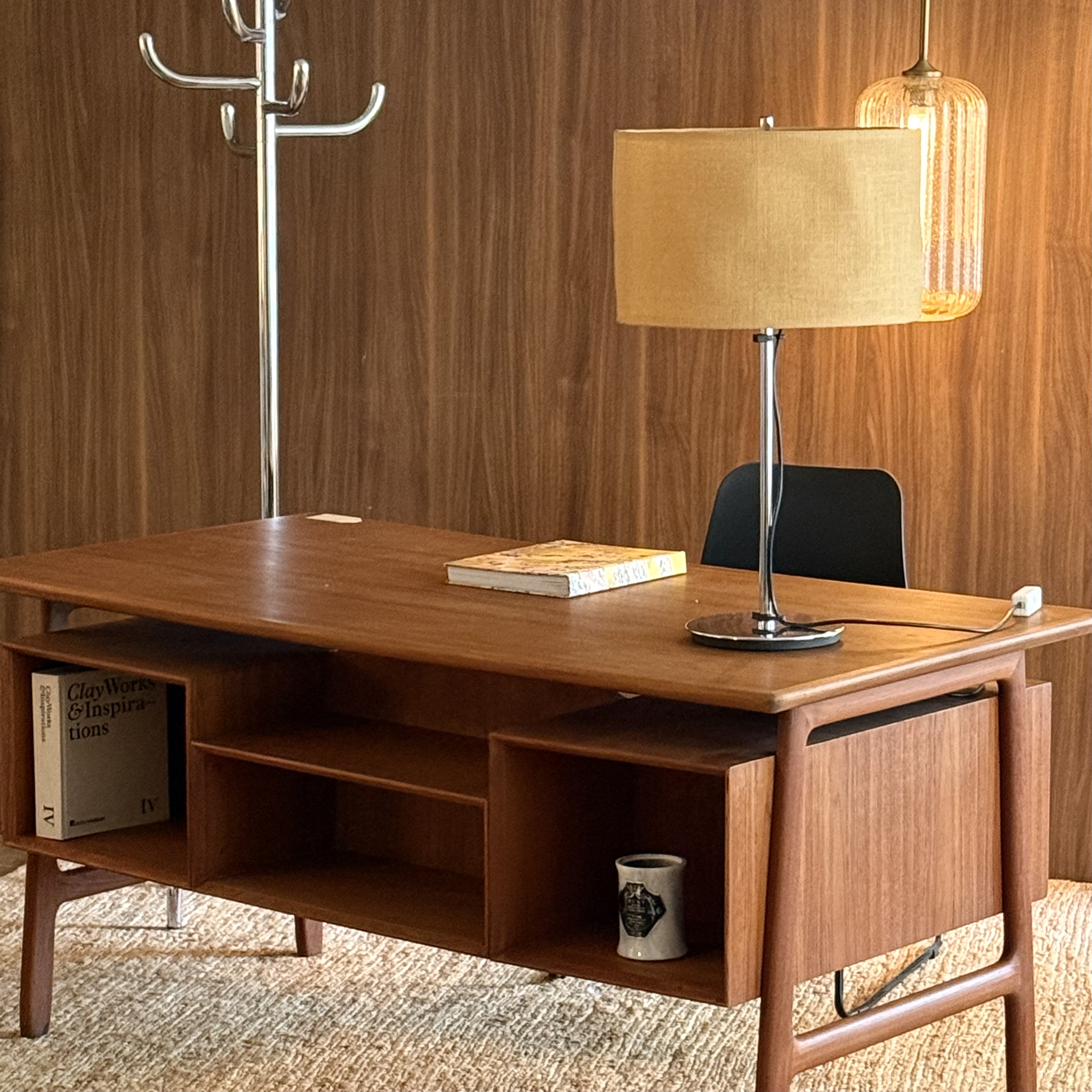 Bureau vintage - Pièce Unique 1