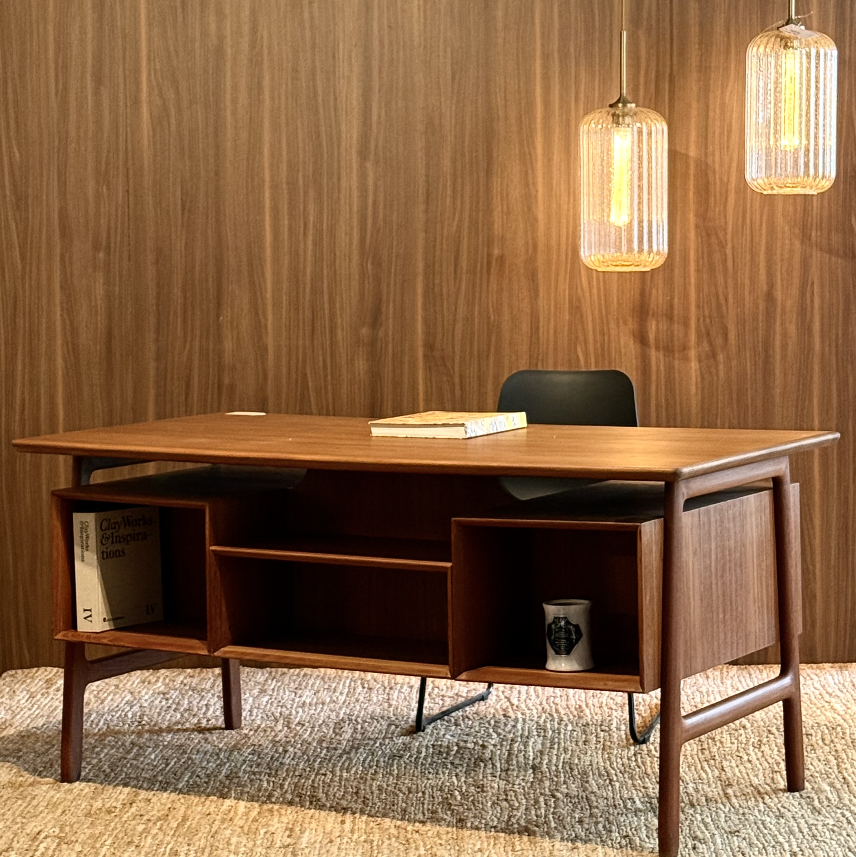 Bureau vintage - Pièce Unique 2