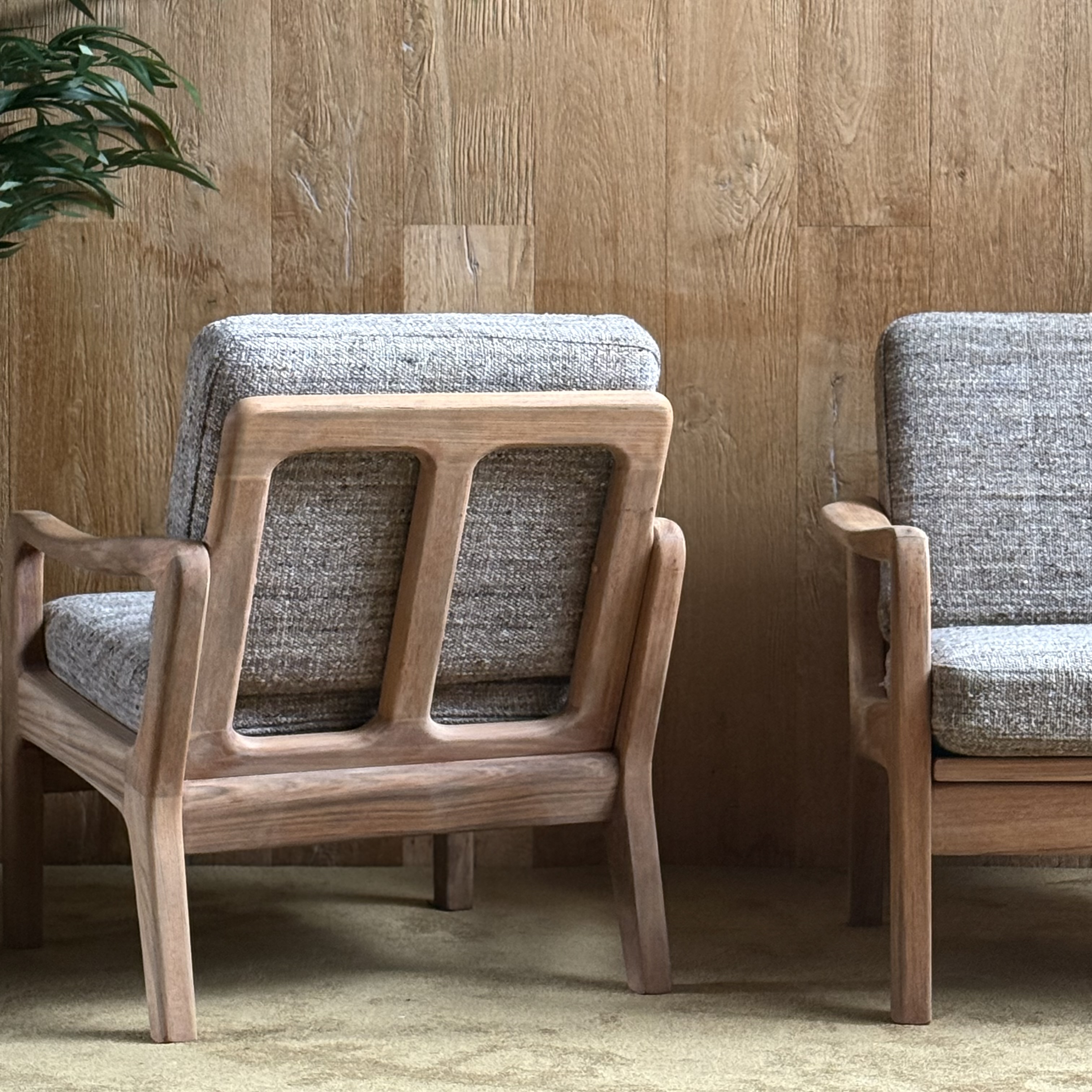 Paire de fauteuils moucheté beige - Pièce...