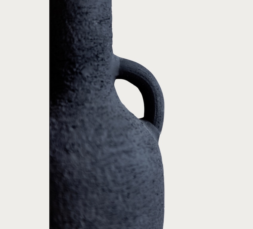 Vase noir 4