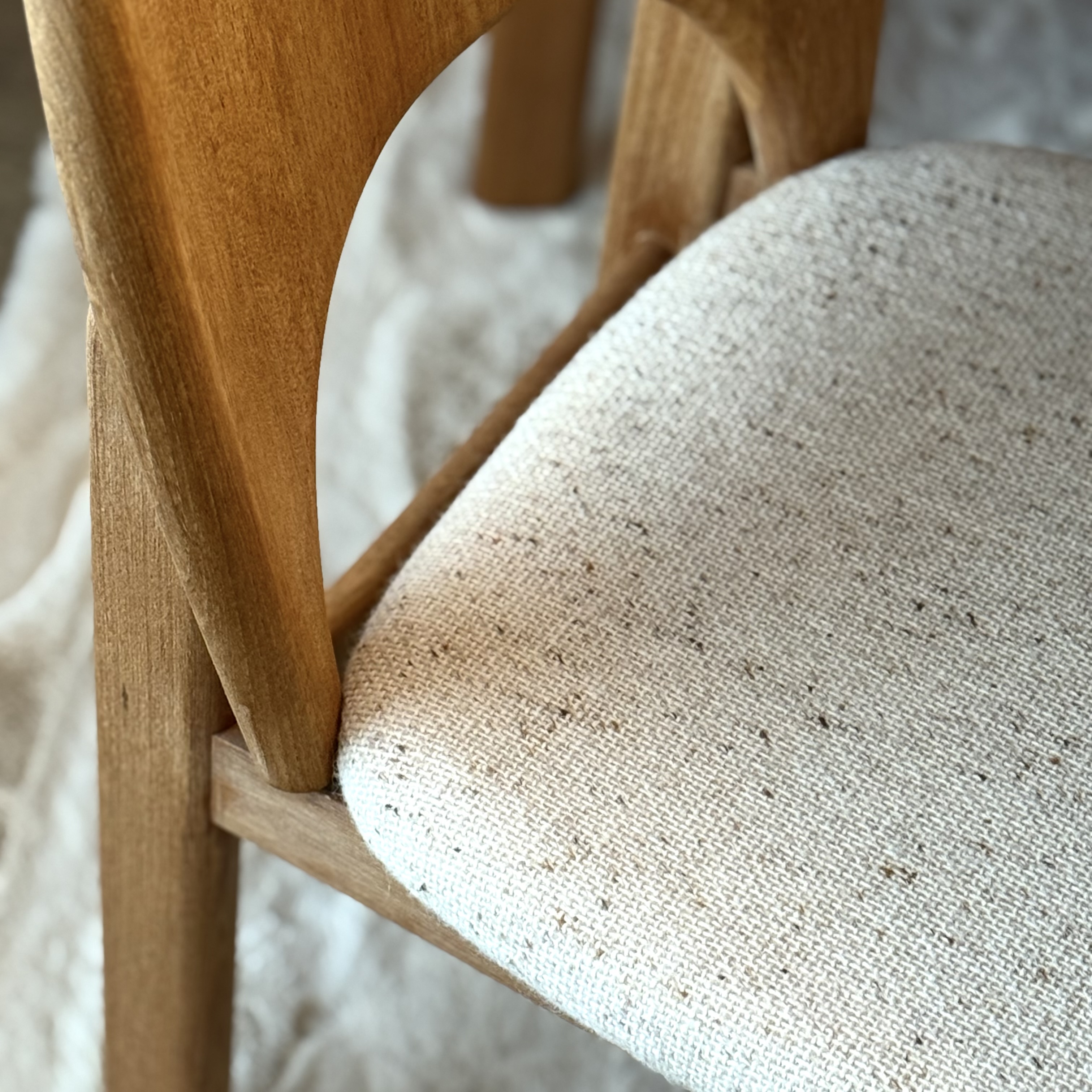 Lot de 6 chaises bois-tissu - Pièces Uniques 2