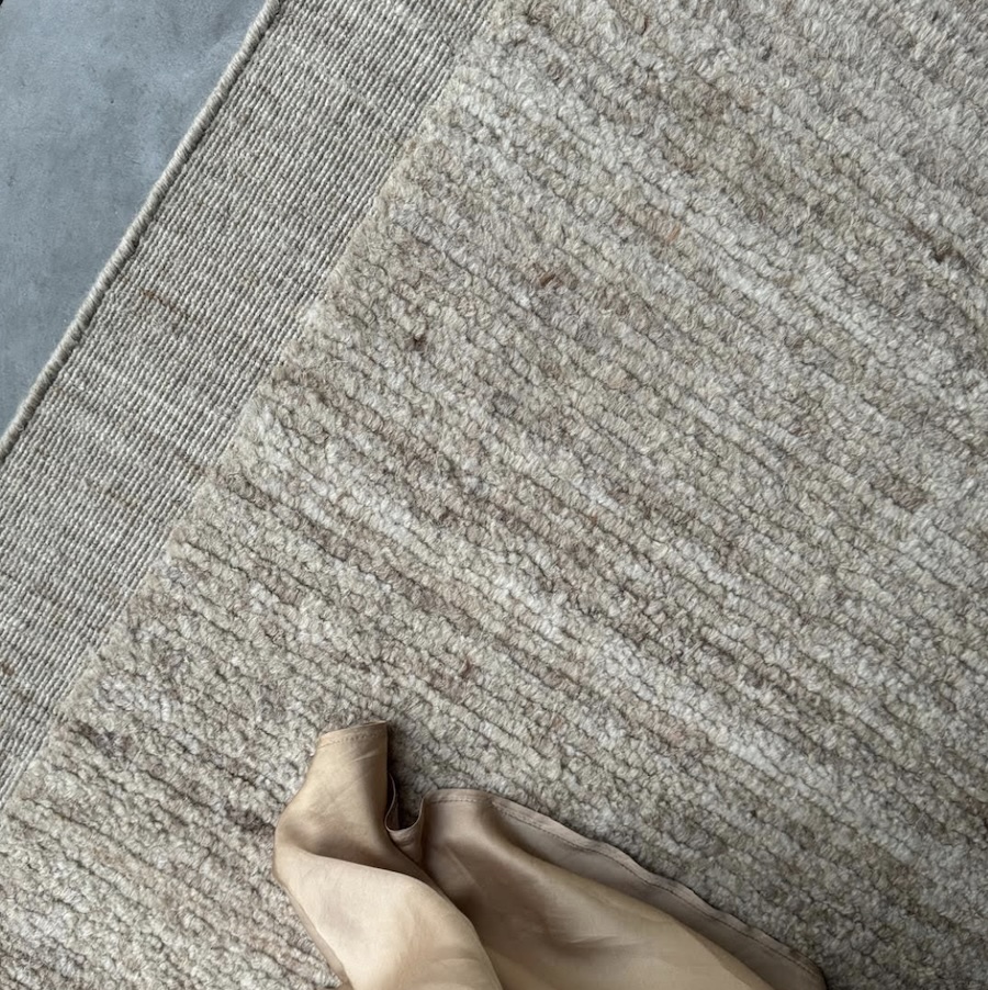 Tapis en laine uni 3