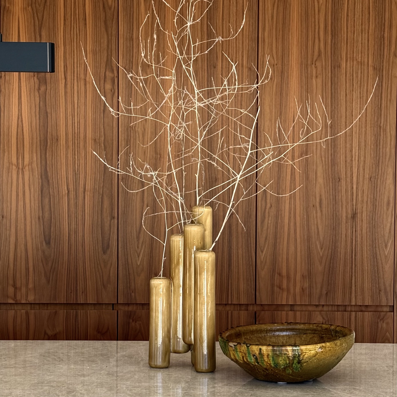 Vase honey 1
