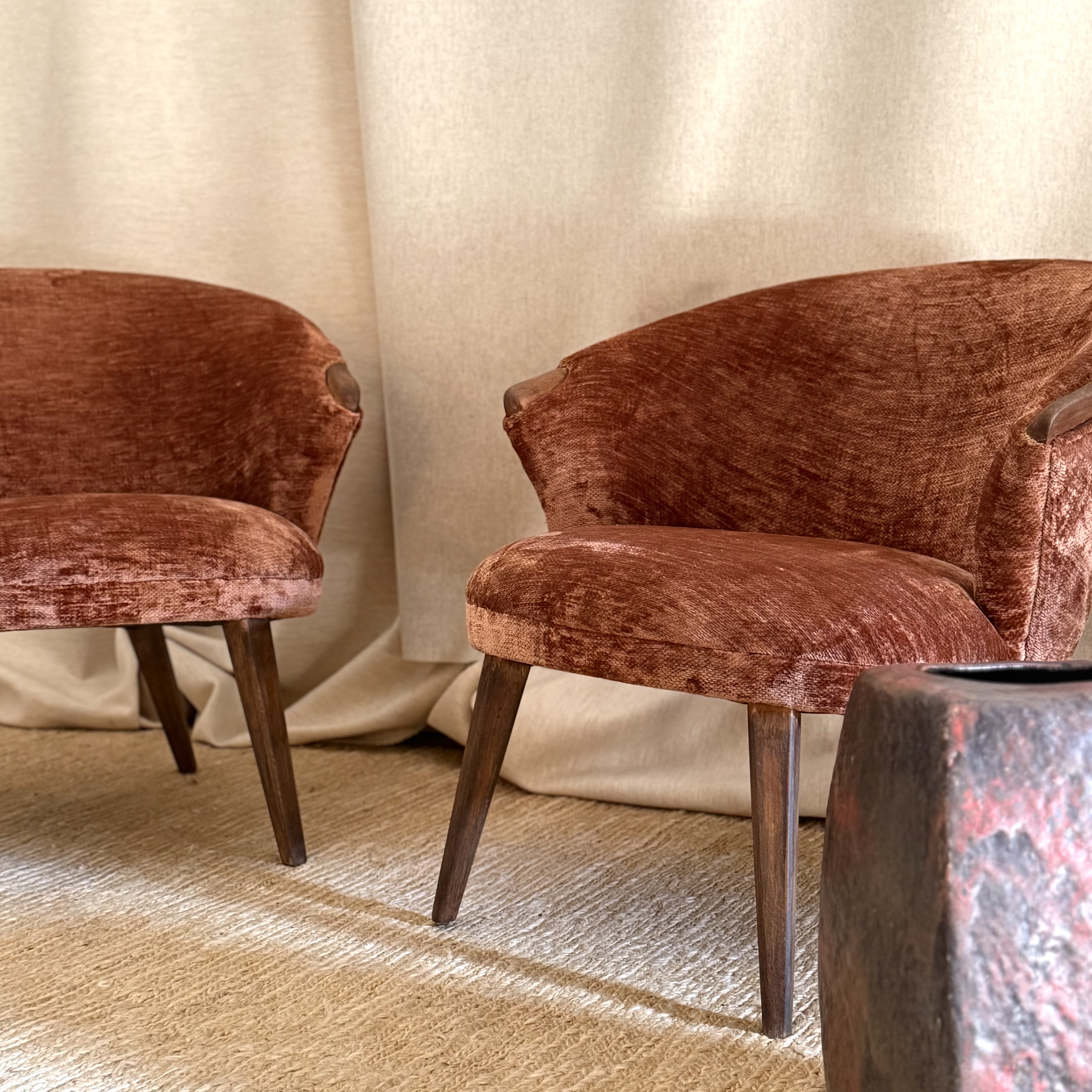 Paire de fauteuils - Pièce Unique 1