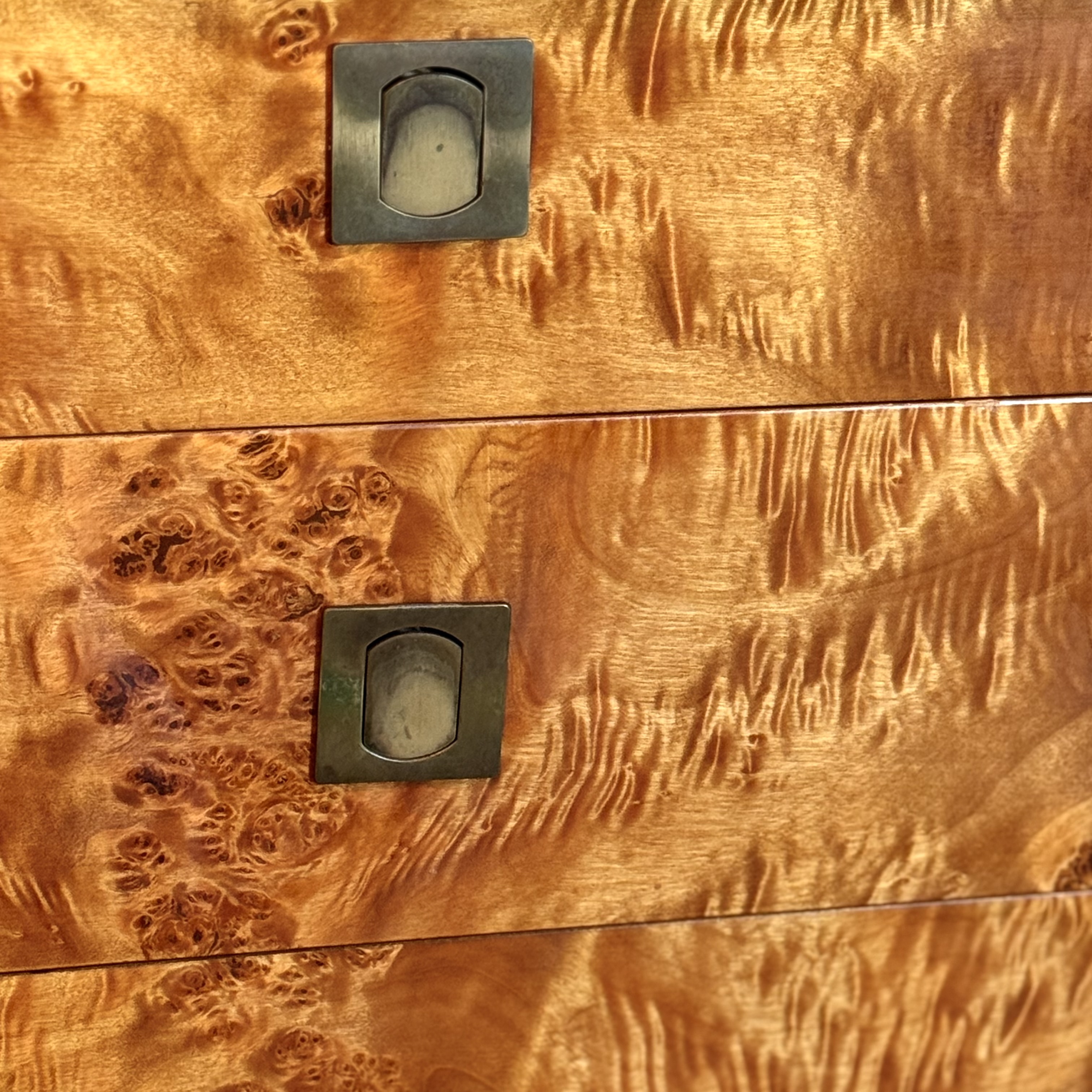 Commode loupe d'orme - Pièce Unique 4