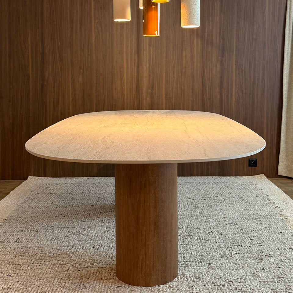 Table salle à manger ovale céramique 2