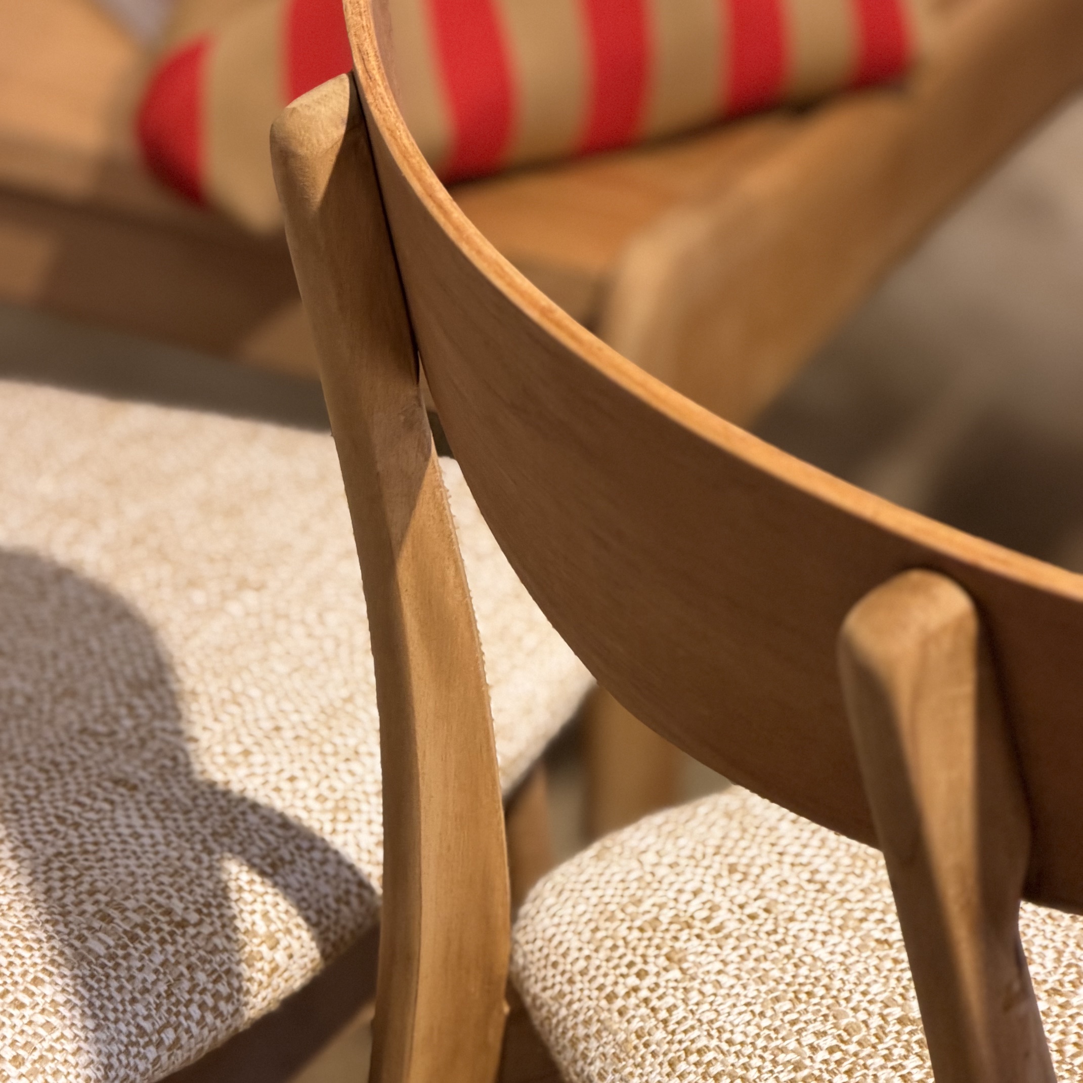 Lot de 8 chaises - Pièce Unique 2