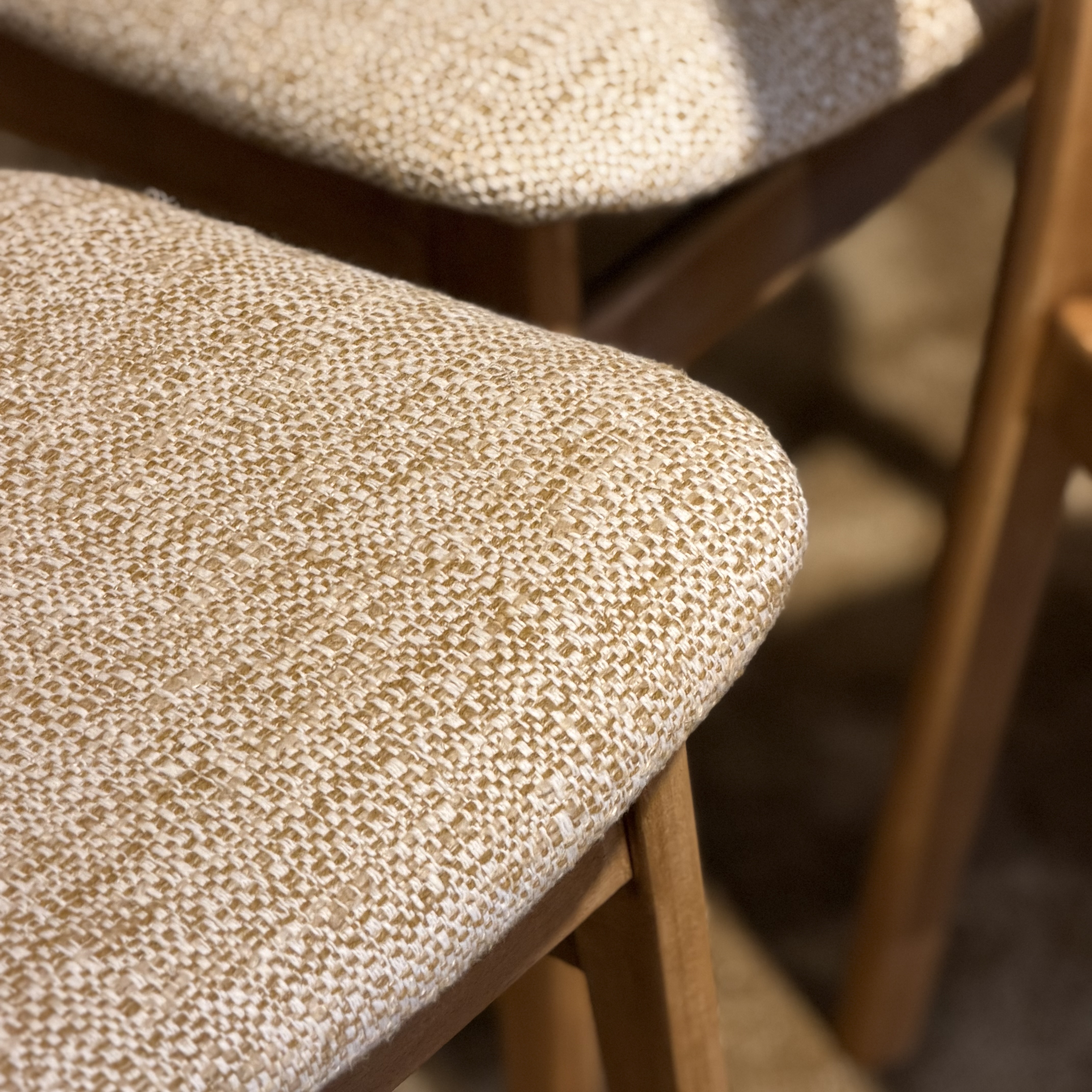 Lot de 8 chaises - Pièce Unique 3